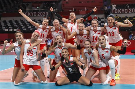 turkish female volleyball players.